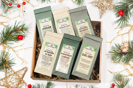 MELNO TĒJU IZLASE ''GARŠAS, KAS IEDVESMO''